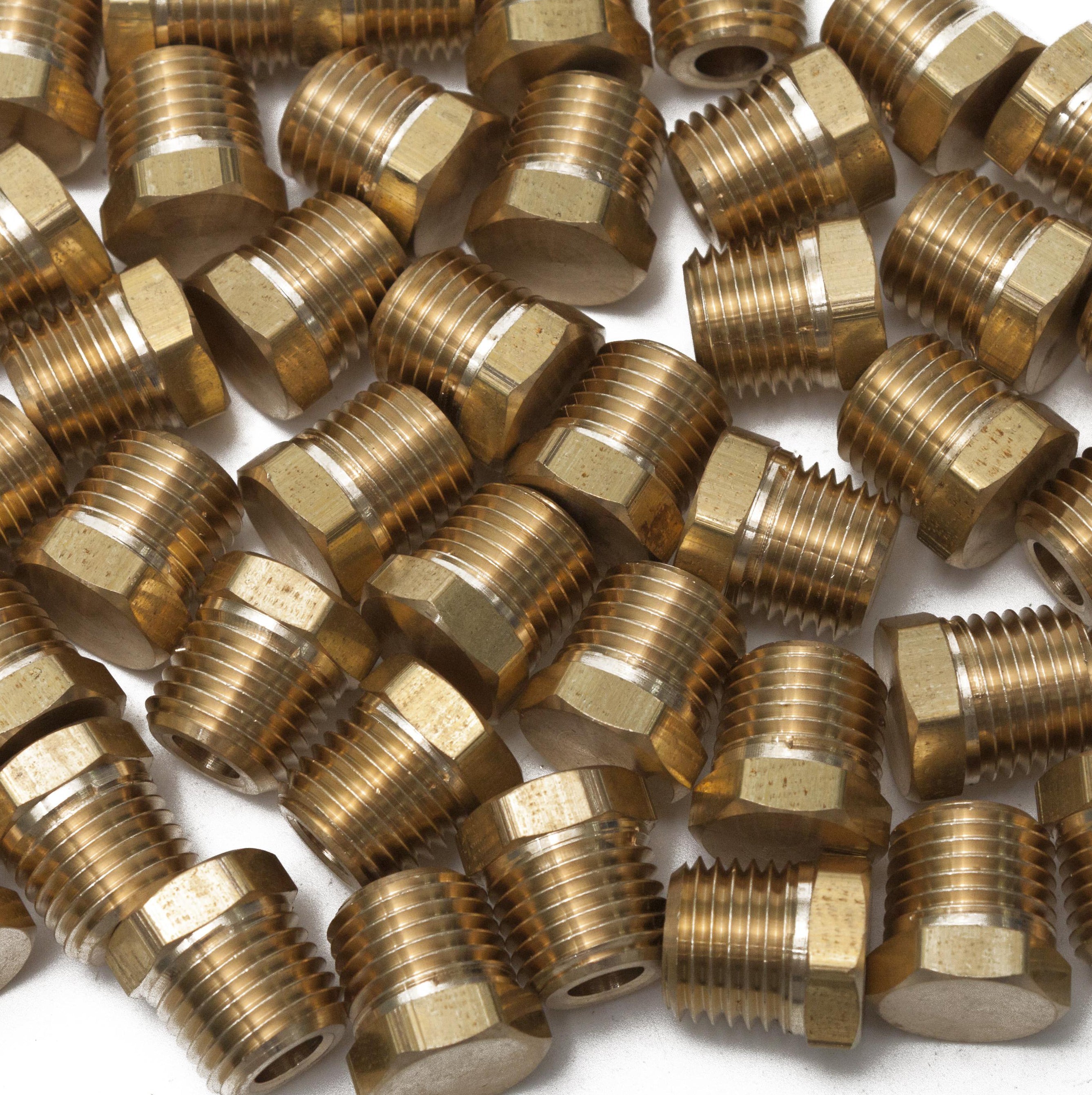 LTWFITTING Brass Pipe Hex Head Plug Fittings 1/4-Inch Male NPT Air Fuel Water Boat(Pack of 50)
