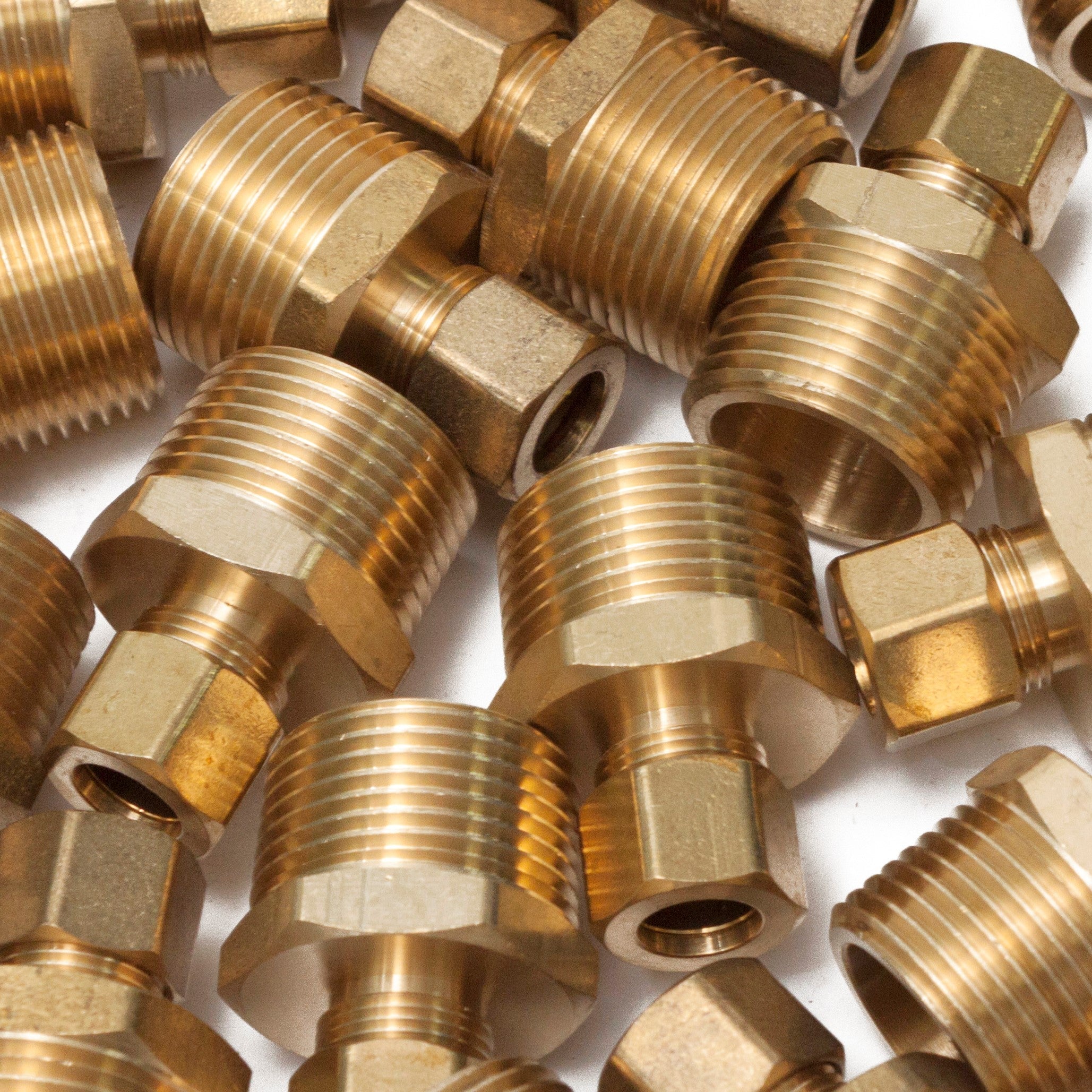 LTWFITTING Brass 3/8-Inch OD x 3/4-Inch Male NPT Compression Connector Fitting(Pack of 20)