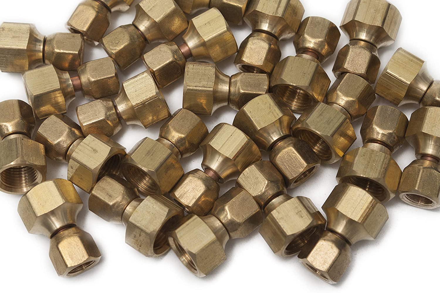 LTWFITTING Brass 3/8 Inch OD x 1/4 Inch OD Flare Forged Reducing Swivel Nut Union Tube Fitting(Pack of 200)
