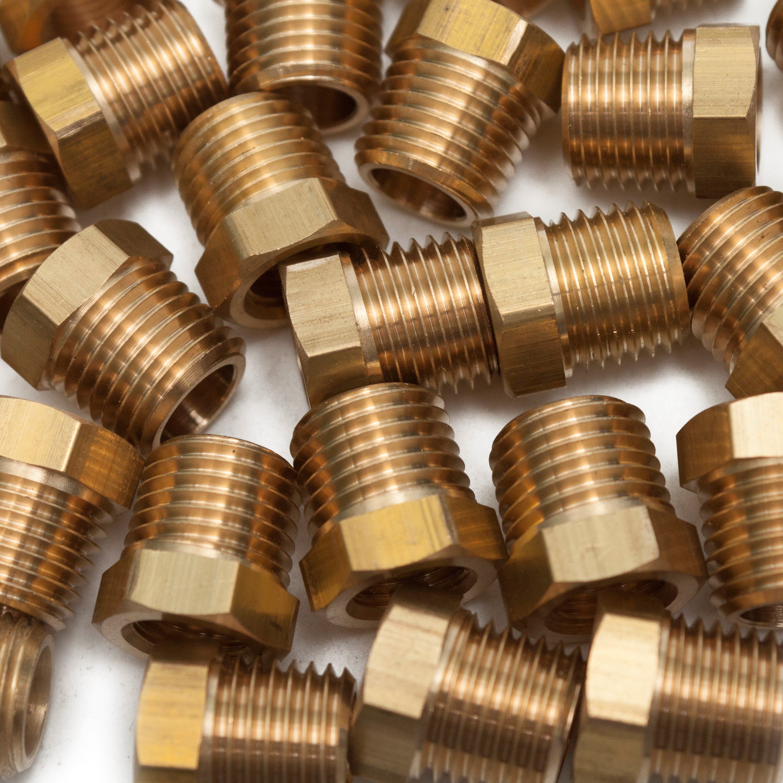LTWFITTING Lead Free Brass Hex Pipe Bushing Reducer Fittings 1/4 Inch Male x 1/8 Inch Female NPT (Pack of 1000)