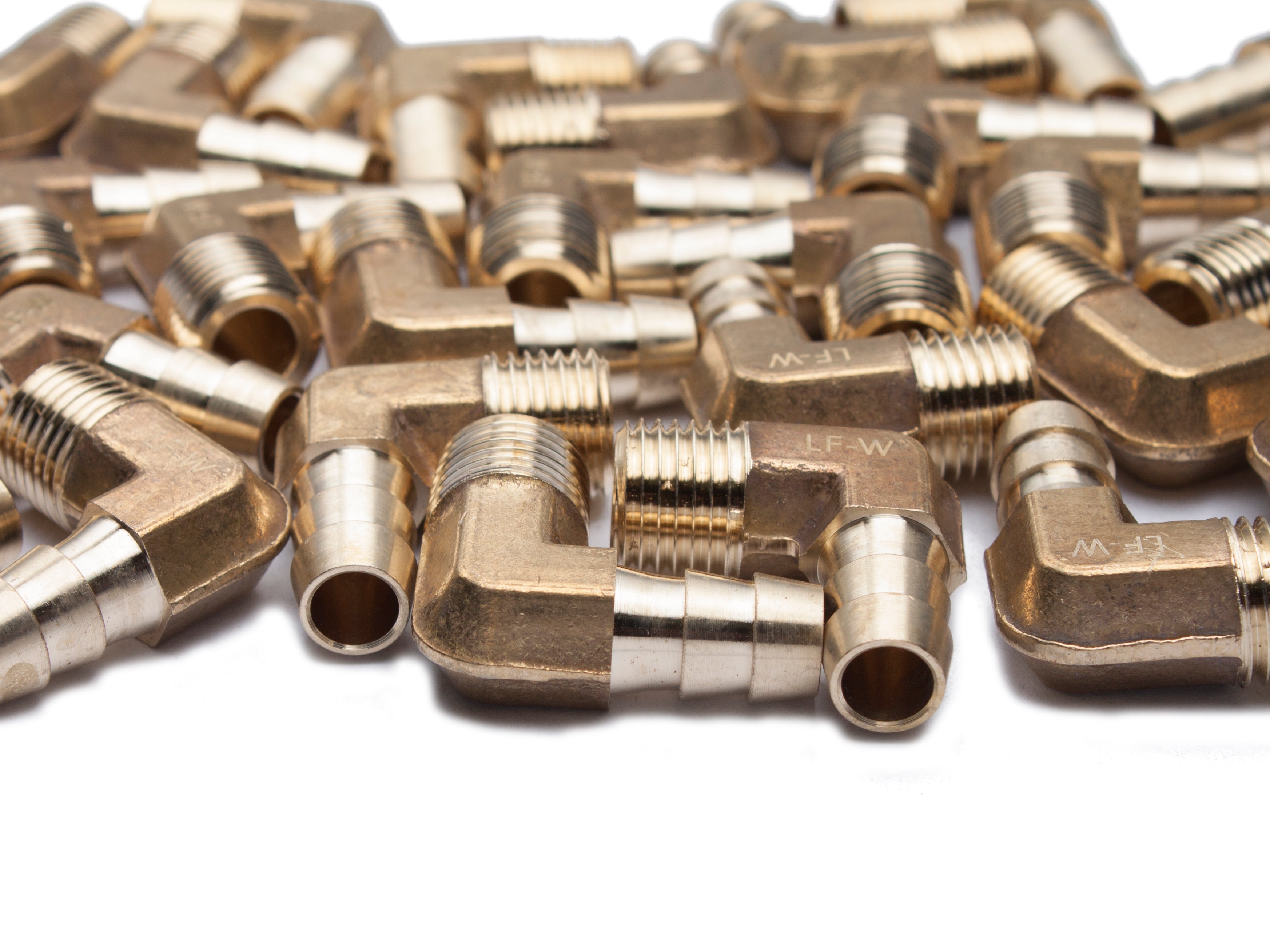 LTWFITTING Lead Free 90 Deg Elbow Brass Barb Fitting 3/8 Inch Hose Barb x 1/4 Inch Male NPT Thread Fuel Boat Water (Pack of 400)