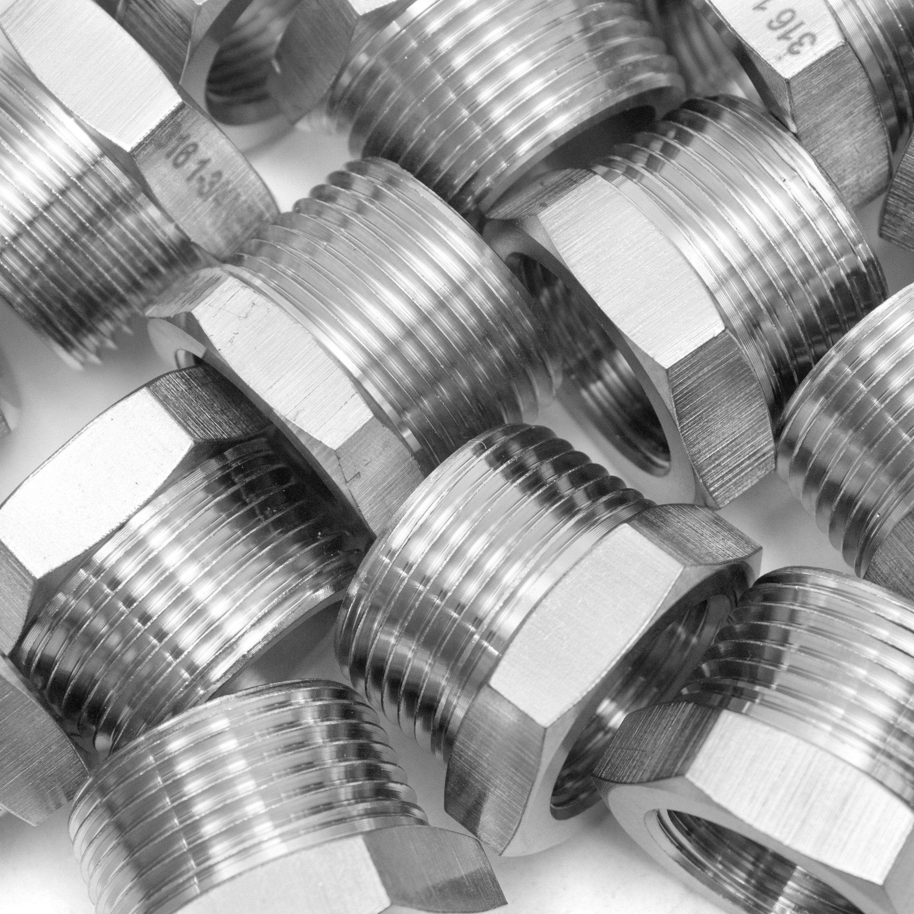 LTWFITTING Bar Production Stainless Steel 316 Pipe Hex Bushing Reducer Fittings 1 Inch Male x 3/4 Inch Female NPT Fuel Water Boat (Pack of 100)